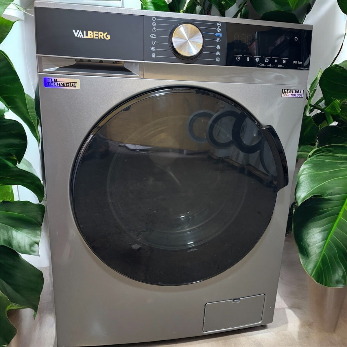 Lave-linge VALBERG WF 814 A-10 S566C2