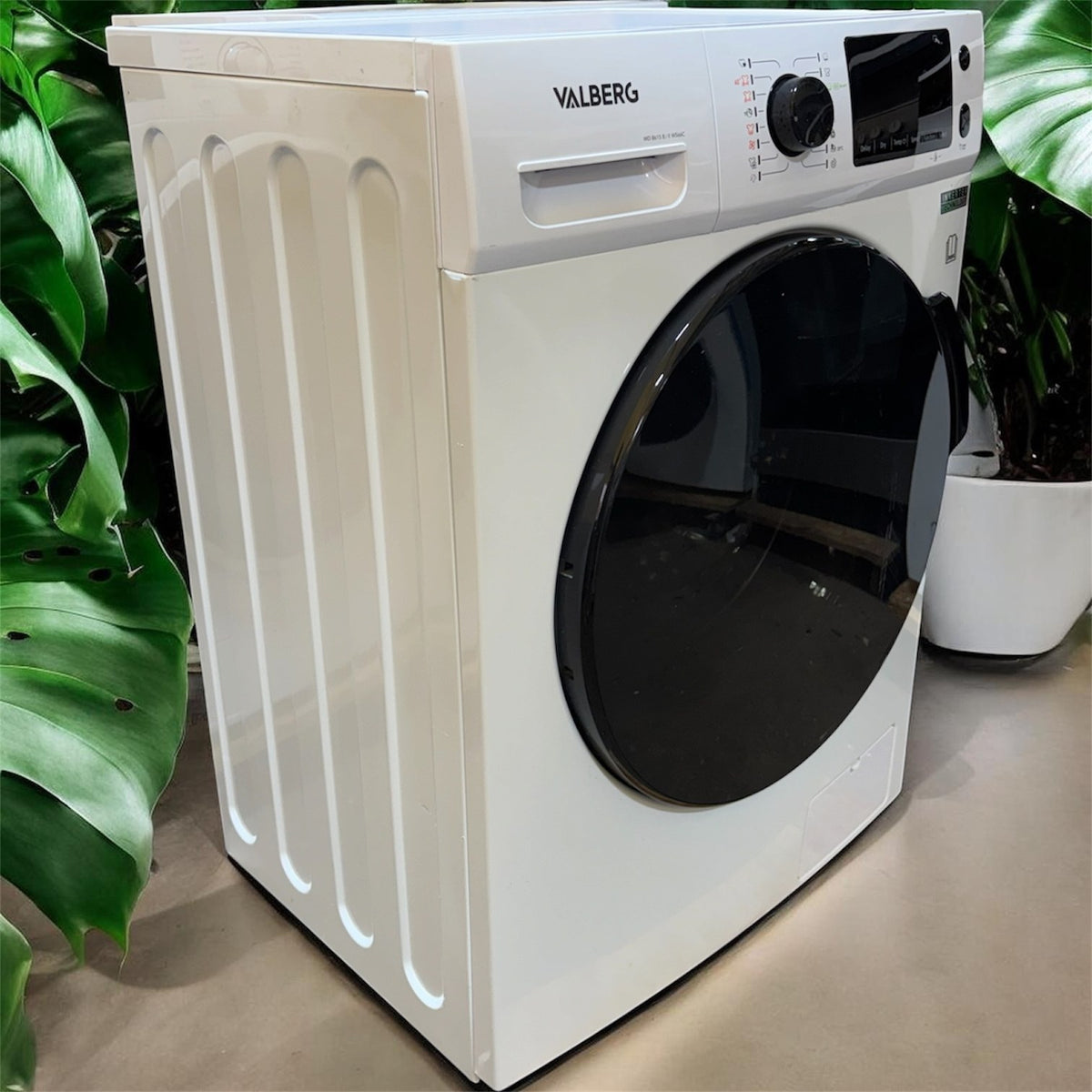 Lave-linge VALBERG WD 8615 B / E W566C
